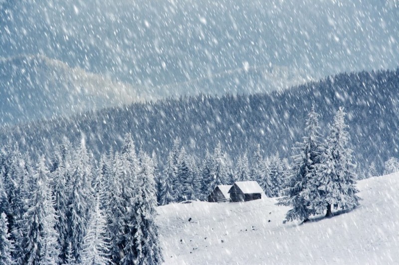 თოვა, ქარბუქი, ნისლი, ლიპყინული და ზვავსაშიშროება - ამინდი გაუარესდება