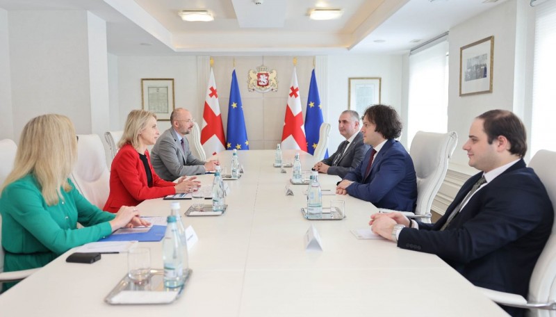 პრემიერ-მინისტრი ირაკლი კობახიძე ევროპის საინვესტიციო ბანკის ვიცე-პრეზიდენტ ტერეზა ჩერვინსკას შეხვდა