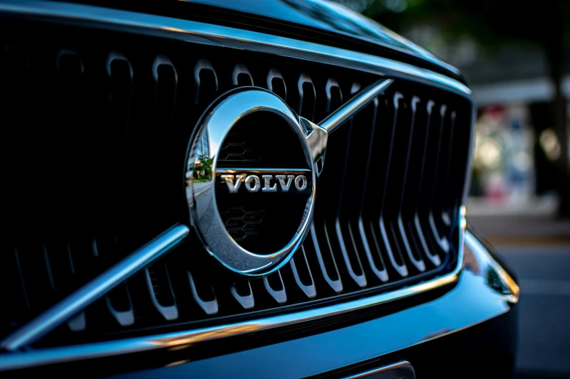 Volvo-ს აქციები რეკორდულად დაეცა
