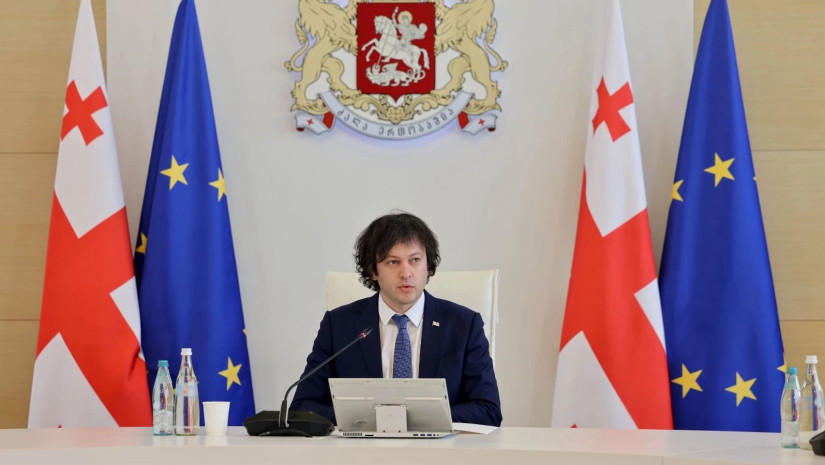 სახელმწიფოს აქვს რესურსი, რომ თავის თავზე აიღოს ჩანაცვლებითი თერაპიის პროგრამა, საჭიროა კონტროლის გამკაცრება სახელმწიფო დაწესებულებების საქმიანობაზეც, რათა მომსახურება თავიდან ბოლომდე იყოს ორიენტებული პაციენტის განკურნებაზე და არა პრეპარატების რეალიზაციაზე - ირაკლი კობახიძე