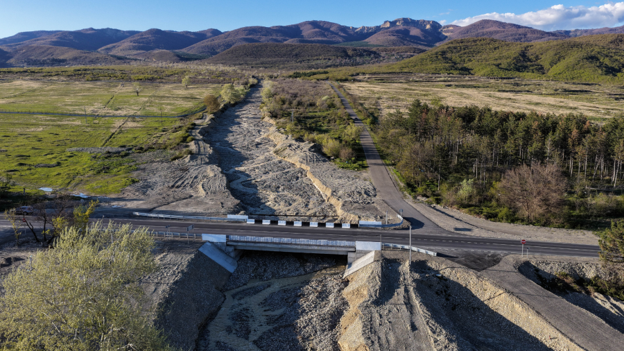 მდინარე ანთოკისხევზე ახალი ხიდის მშენებლობა დასრულდა
