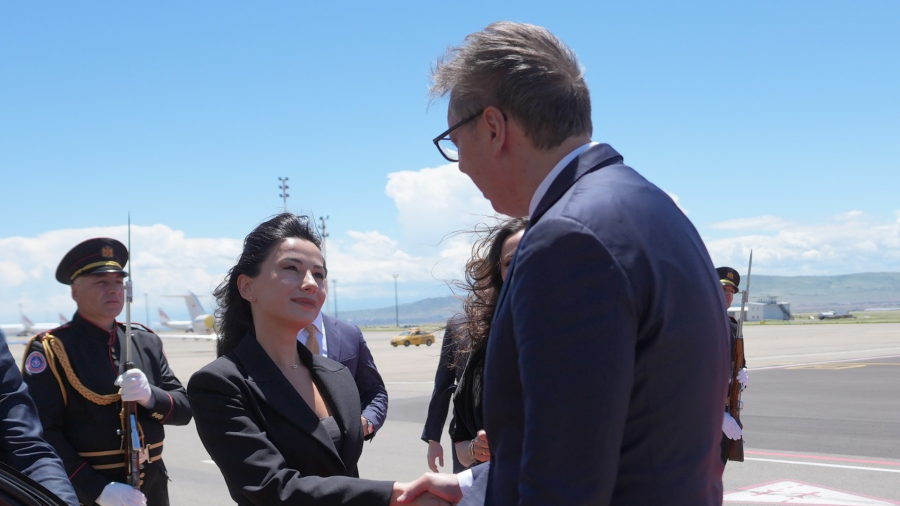 Serbian President arrives in Georgia for historic first official visit