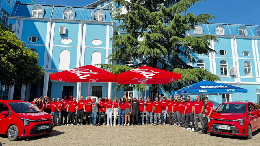 გარემოს დაცვის საერთაშორისო დღე კომპანია „კოკა-კოლა ბოთლერს ჯორჯიამ“ ბათუმში დასუფთავების აქციით აღნიშნა