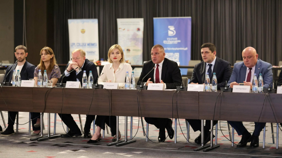 ინფრასტრუქტურის სამინისტროს ორგანიზებით სამშენებლო სექტორისა და პროფესიული განათლების წარმომადგენლების სამუშაო შეხვედრა გაიმართა