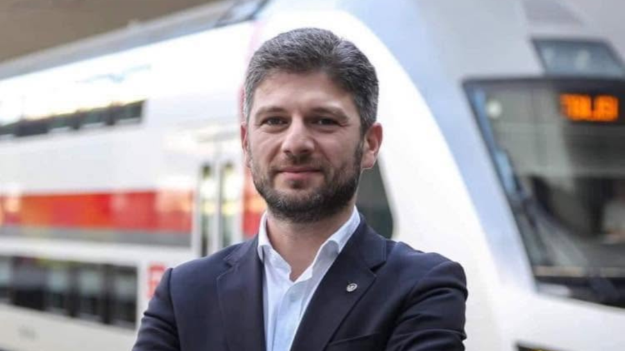 საქართველოს რკინიგზაში სამგზავრო მიმართულებით მასშტაბური და ისტორიული სიახლეები გვაქვს - მგზავრთა უფლებების დაცვის ახალი წესები, დარწმუნებული ვარ, მეტად დაგვეხმარება მომსახურების ხარისხის გაუმჯობესებაში l დაჩი ცაგურია
