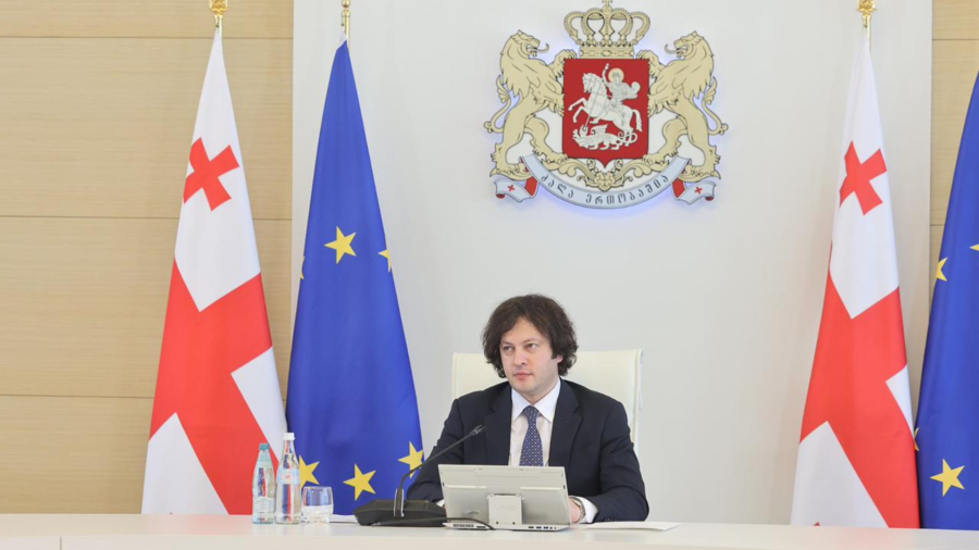 სკოლებში სწავლას იწყებს 45 ათასი პირველკლასელი, 30-მდე განახლებულ სკოლაში დაიწყება სწავლა, წარმატებით დავიწყეთ სახელმძღვანელოების განახლების პროგრამა, მთლიანად განახლდება სასკოლო სახელმძღვანელოები, რომლებიც დაეფუძნება მათ შორის ჩვენს ტრადიციულ ღირებულებებს - ირაკლი კობახიძე