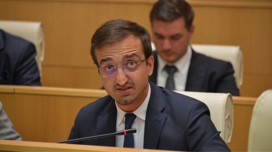„ქართული ოცნება", ბიძინა ივანიშვილისა და ირაკლი კობახიძის ხელმძღვანელობით, ქართულ საზოგადოებასა და საერთაშორისო პარტნიორებს სთავაზობს ეკონომიკური თანამშრომლობის ჰაბს, პოლიტიკური თანამშრომლობის ჰაბს, საერთაშორისო ეკონომიკურ ლოგისტიკურ ჰაბს, დოვლათსა და კეთილდღეობას, რასაც დღეს უკვე პრაქტიკაშიც ვახორციელებთ - თორნიკე ფაღავა