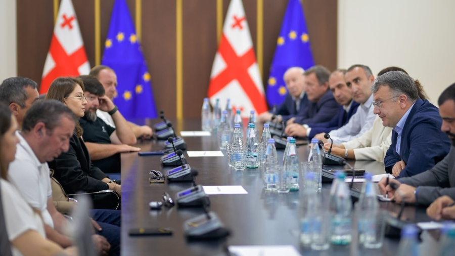 ატმისა და ვაშლატამას მწარმოებლებსა და ექსპორტიორებთან შეხვედრა გაიმართა